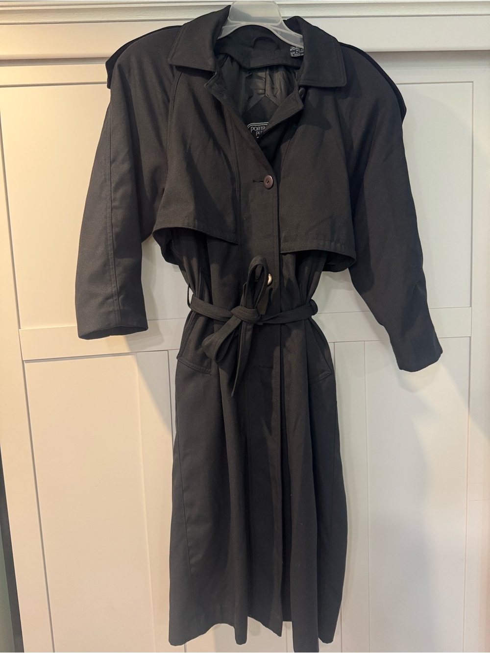 Portrait Vintsge Classic  Trench Coat with Belt